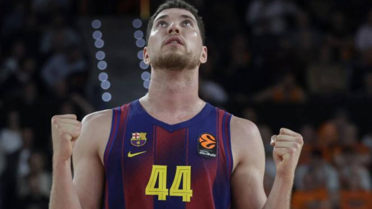 Parra y Clyburn indultan al Barça y abrasan a un Valencia lamentable