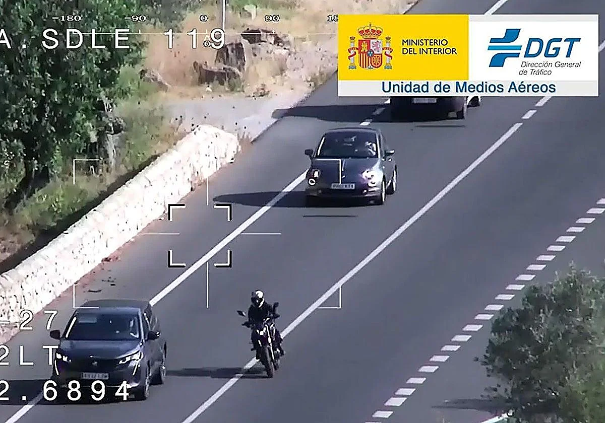 Spain's traffic authorities tighten rules for motorcyclists to reduce accidents