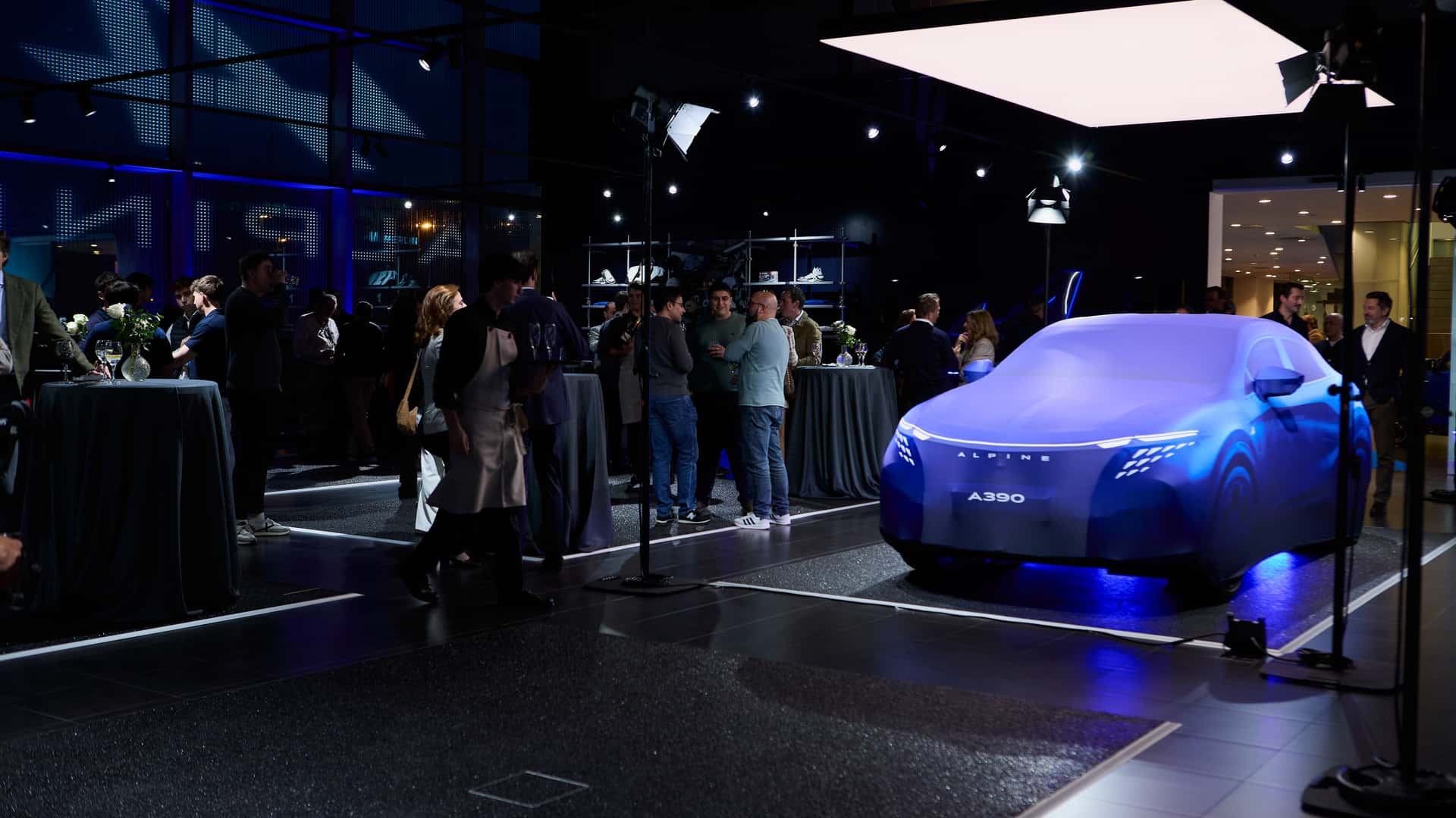 El Alpine Store de Madrid se renueva y recibe en primicia el A390