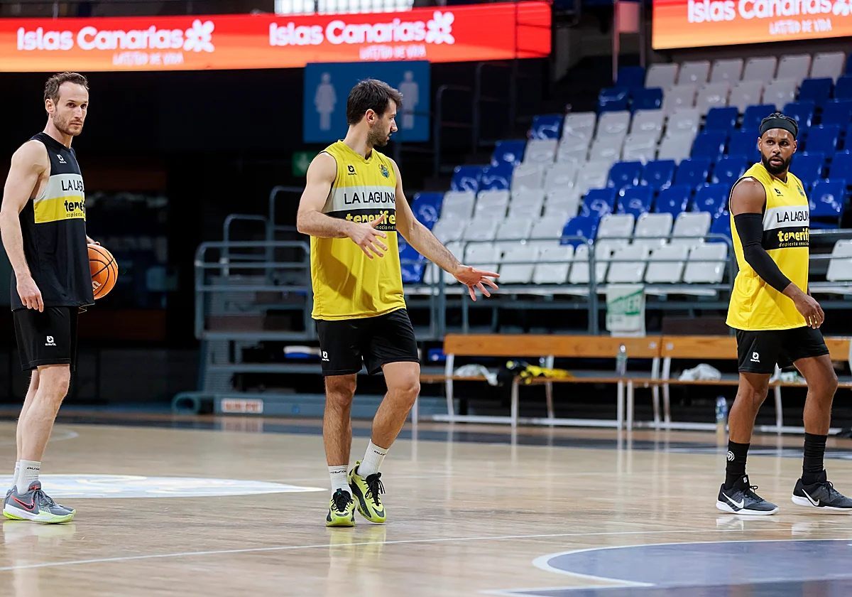 El Unicaja prueba su línea ascendente ante el rival más complejo, el Tenerife