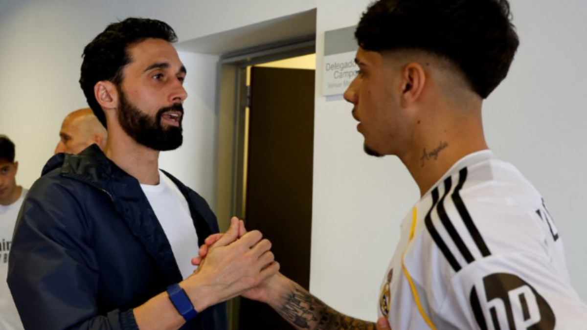 La nueva joya de La Fábrica ya está en el radar de Arbeloa<br>