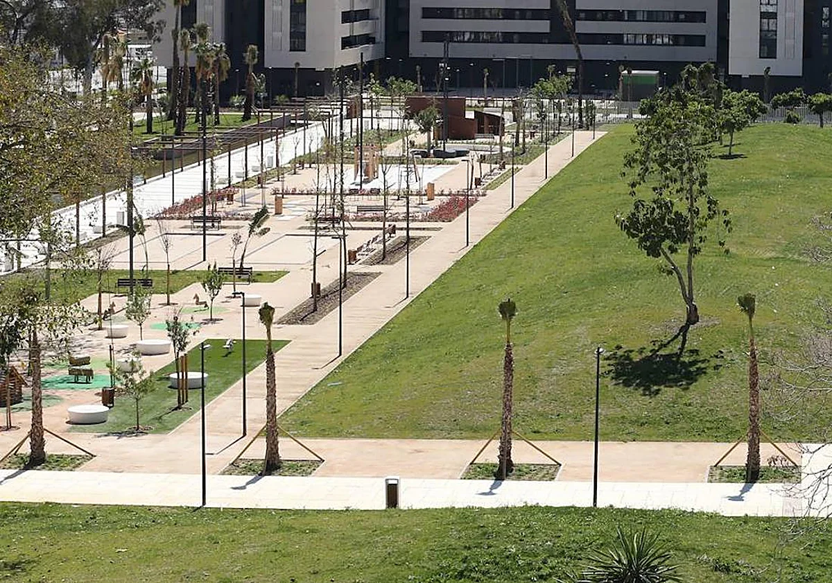 Agrede y rocía con gas pimienta al técnico de un concierto en Málaga por molestarle la música