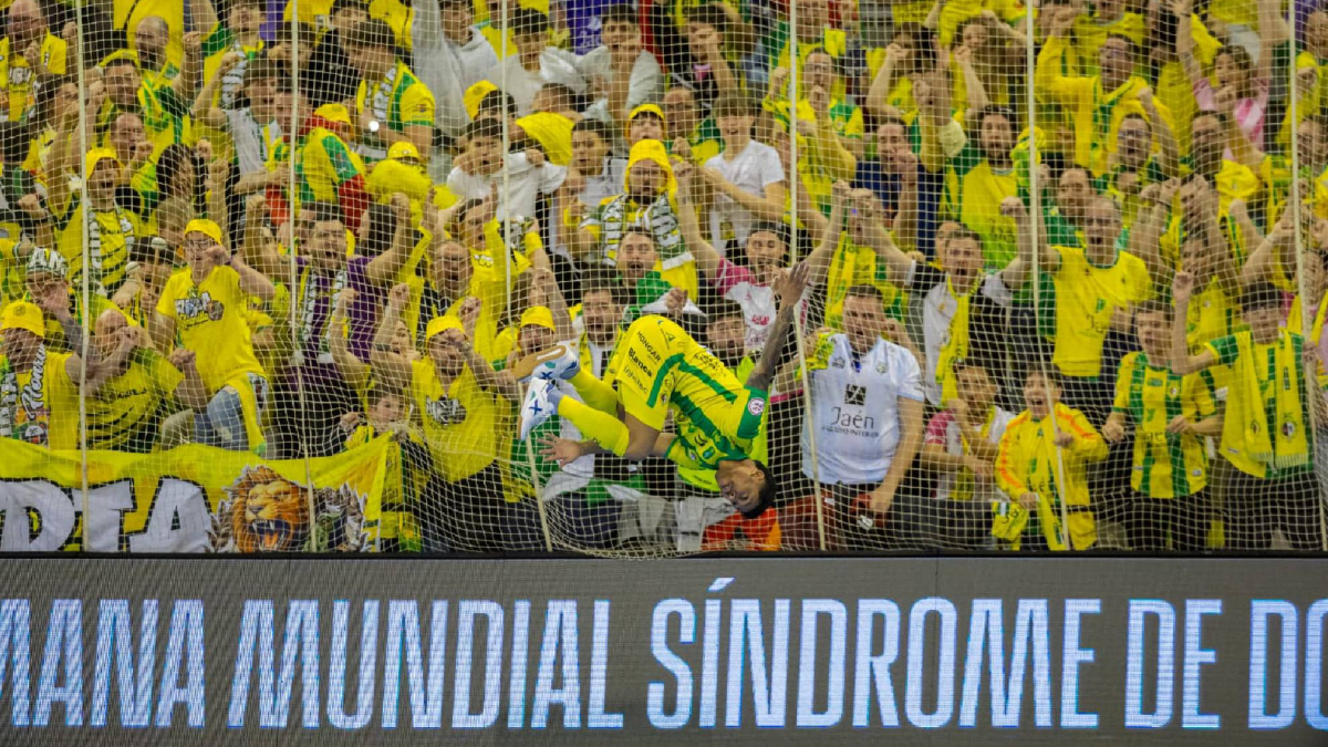 Bynho y Mati Rosa llevan a Jaén Paraíso Interior a su cuarta final