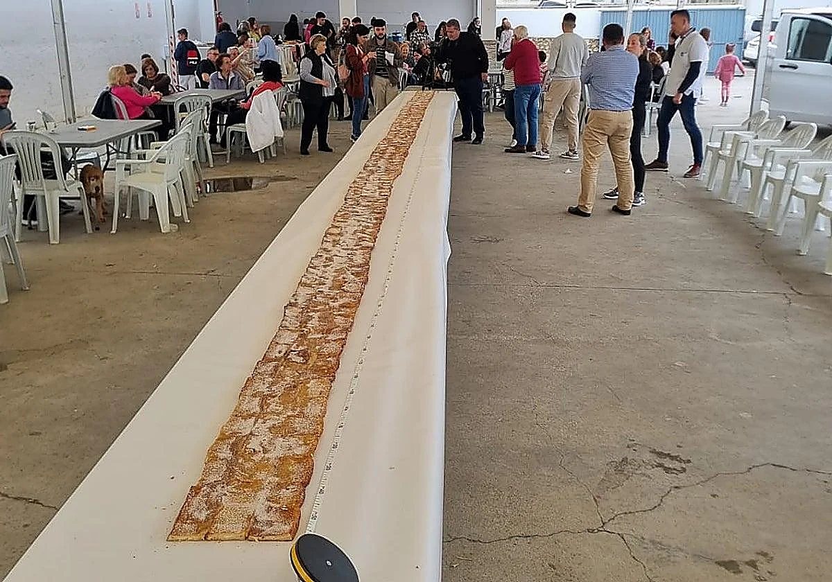 Cuevas de San Marcos busca una nueva torrija de récord