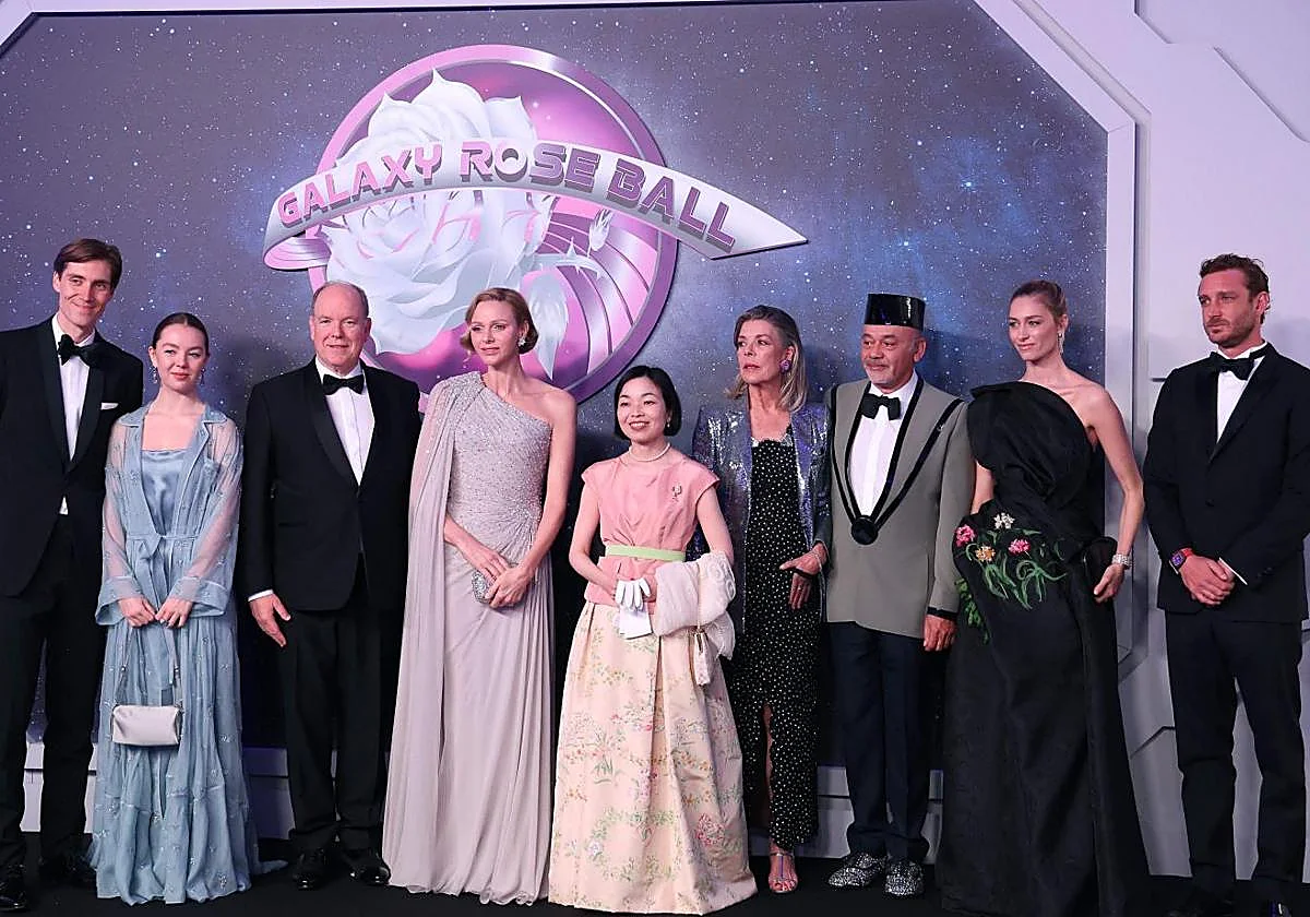 El Baile de la Rosa celebra su 70 aniversario con su versión más futurista