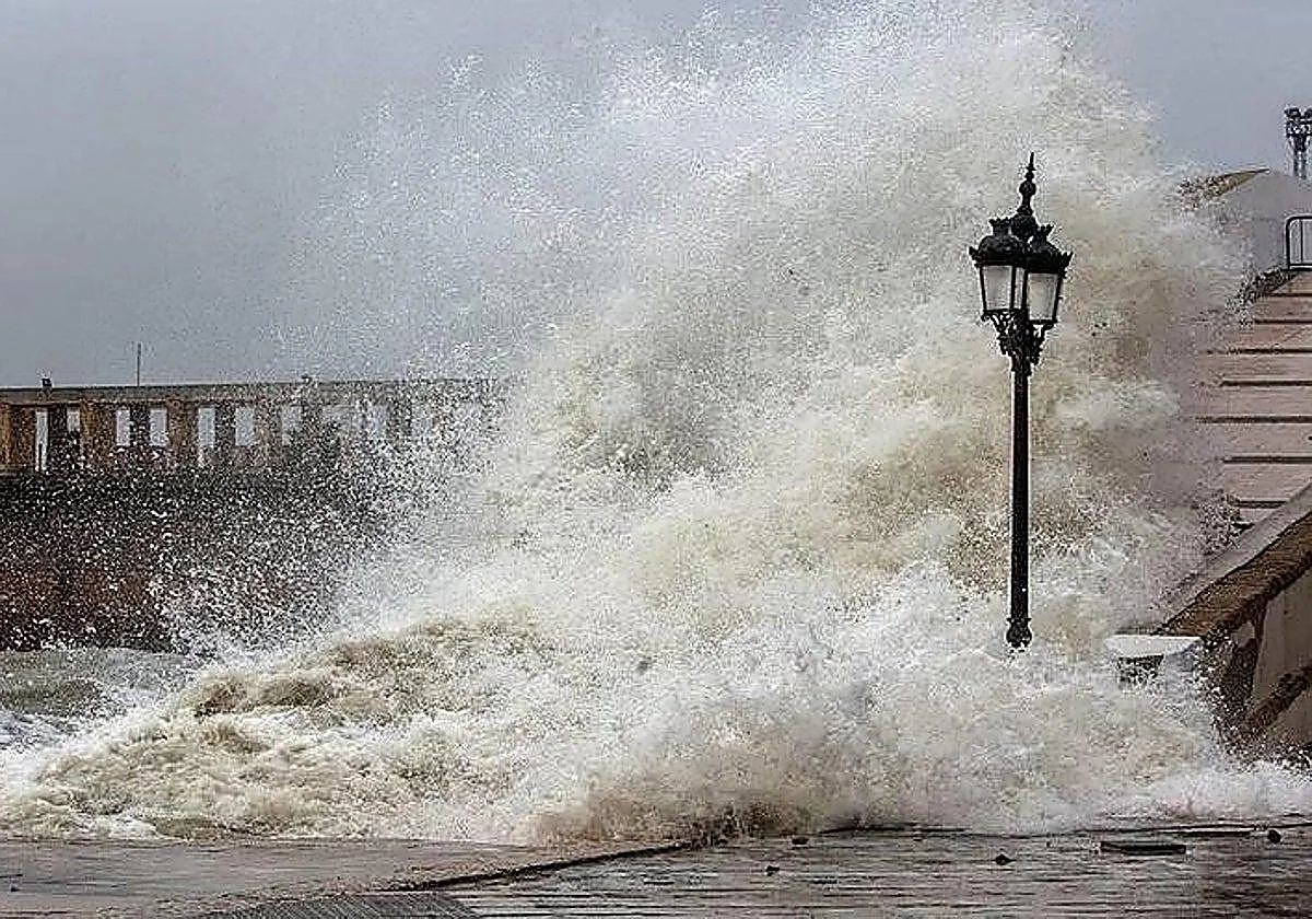 Aemet activa un nuevo aviso amarillo en Andalucía a partir del martes