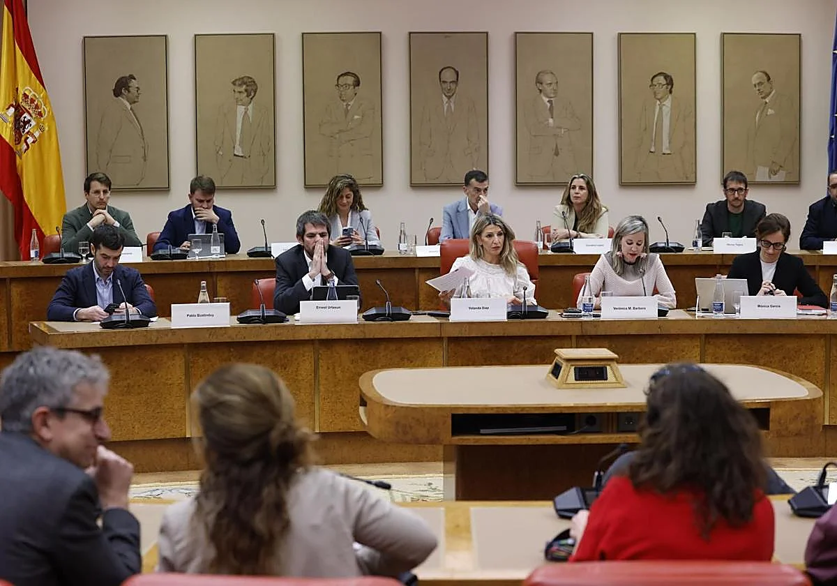 Los partidos de Sumar llaman a la movilización para presionar a Junts con el decreto de vivienda