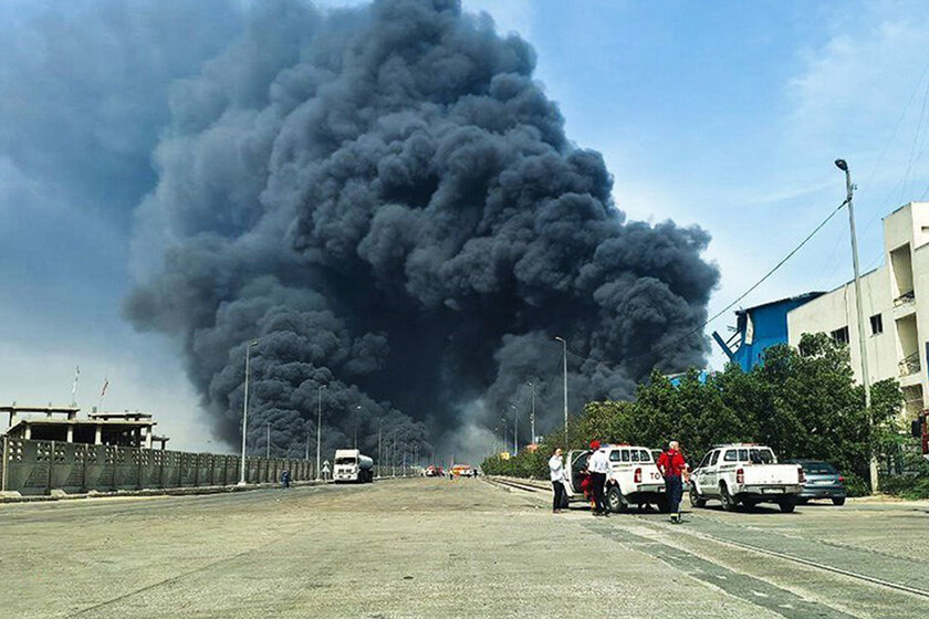 "La mañana volvió a ser noche": el infierno tóxico de Teherán tras el bombardeo al peor combustible del mundo