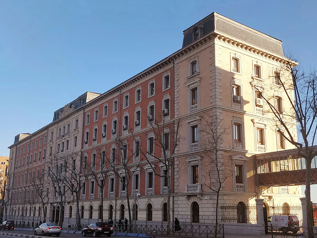 La empresa de autobuses que propone Renfe preocupa a las grandes patronales del sector