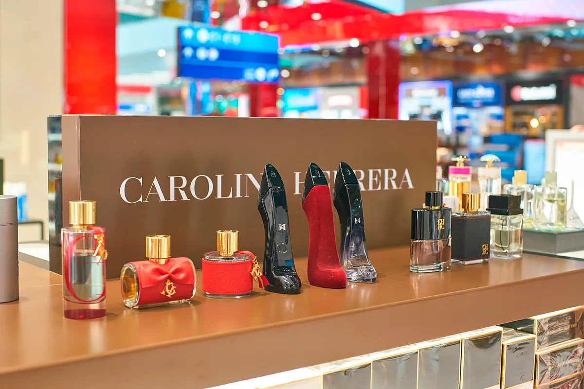 Puig y Estée Lauder negocian su fusión para crear un grupo de 34.500 millones de euros