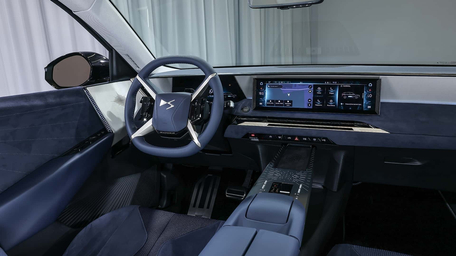 DS N.º 7: el interior del nuevo SUV francés fabricado en Italia