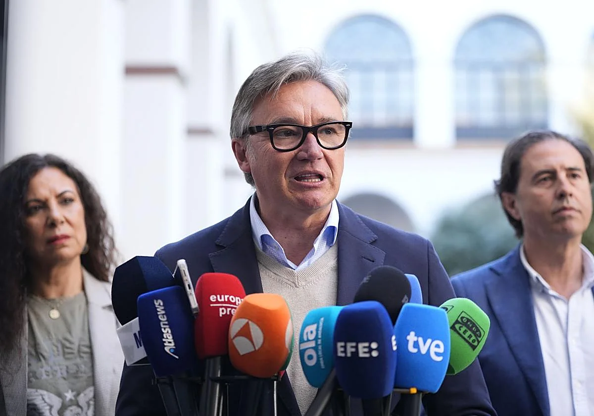 Vox designa a Manuel Gavira como candidato a las elecciones en Andalucía