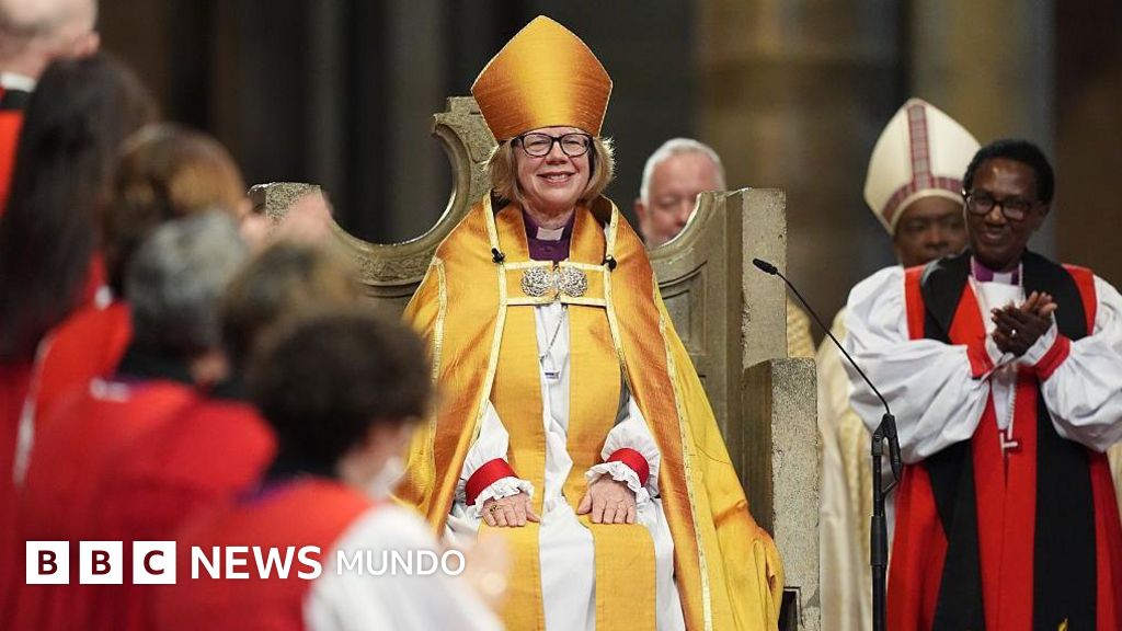 Quién es Sarah Mullally, la primera mujer que lidera la Iglesia anglicana en los casi 500 años de historia de la institución