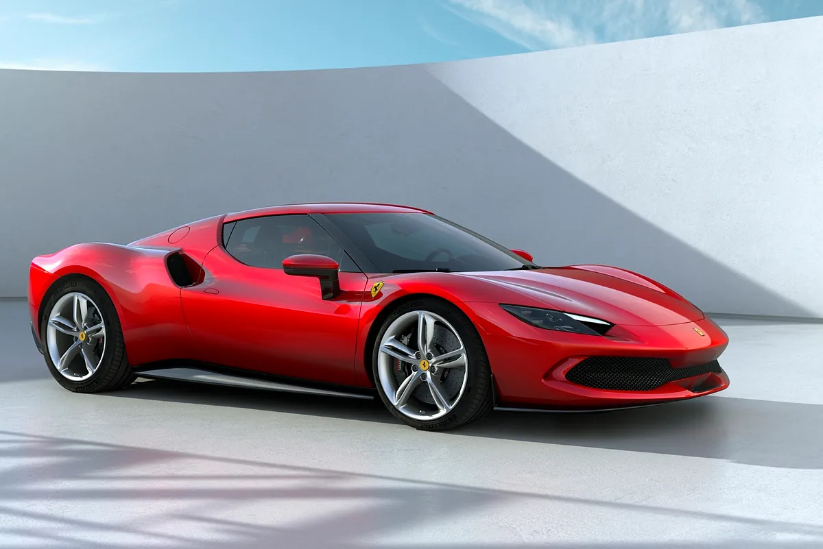 Ferrari envía superdeportivos en avión a compradores multimillonarios de Oriente Próximo