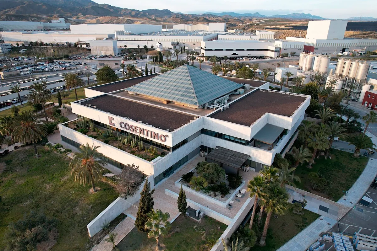 Cosentino gana un 40% menos y anuncia 350 millones de inversión hasta 2028