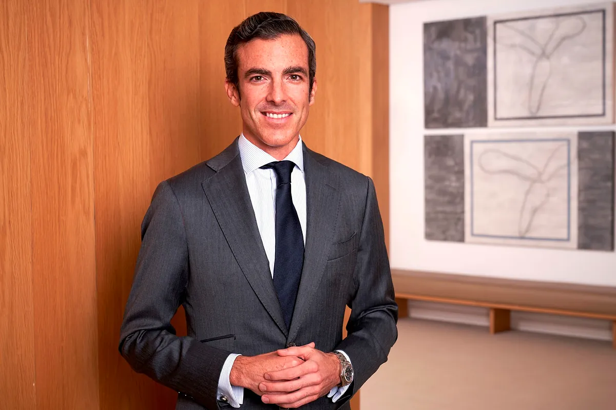 CMS nombra a Javier Colino responsable global del grupo de hoteles y ocio