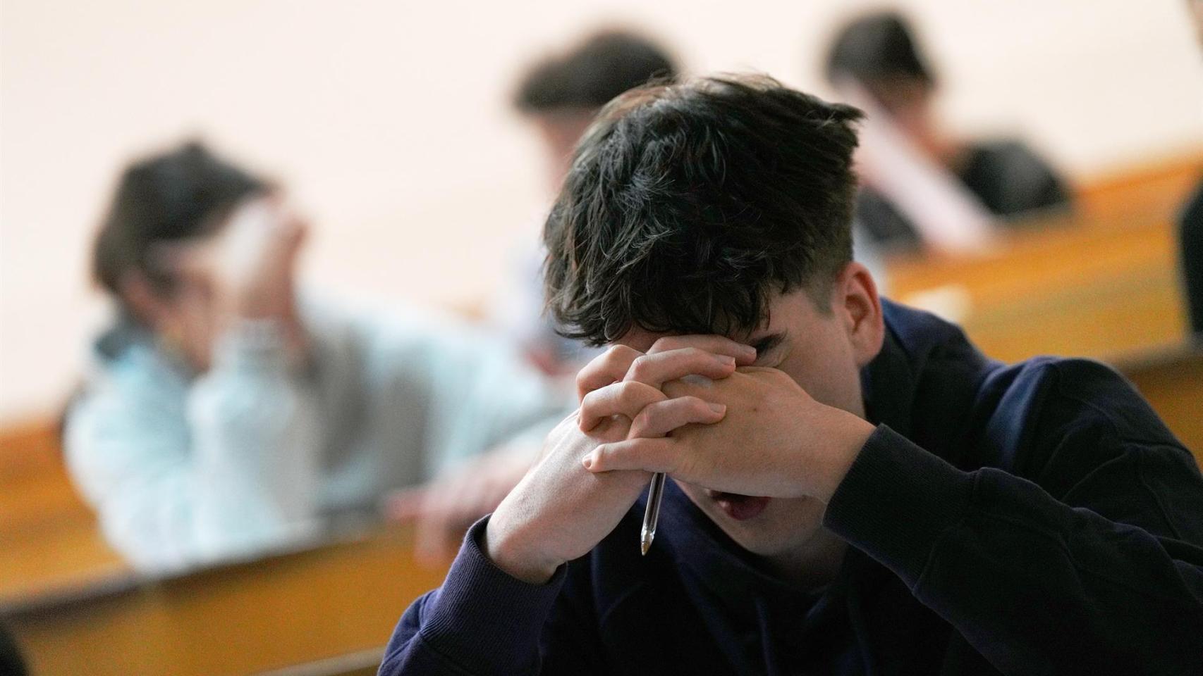 La soledad también es cosa de jóvenes en Galicia: "Se da una paradoja de la hiperconexión"