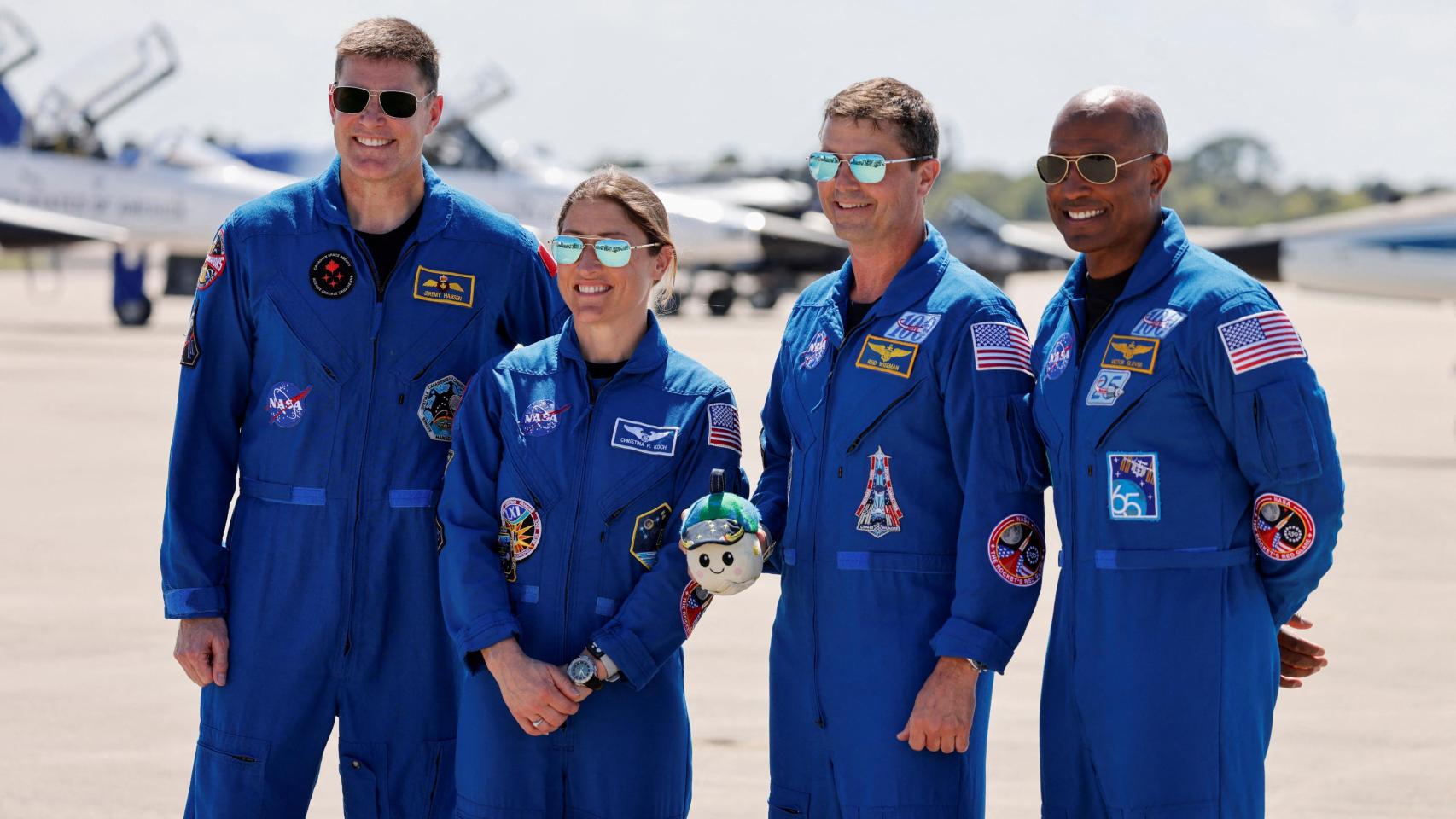 Los cuatro astronautas de la misión Artemis II: "El mundo ha esperado mucho para que la humanidad vuelva a la Luna"