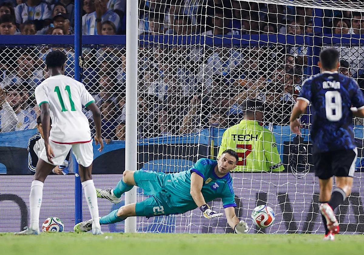 «Menos mal que se canceló la Finalissima, si jugábamos así perdíamos»