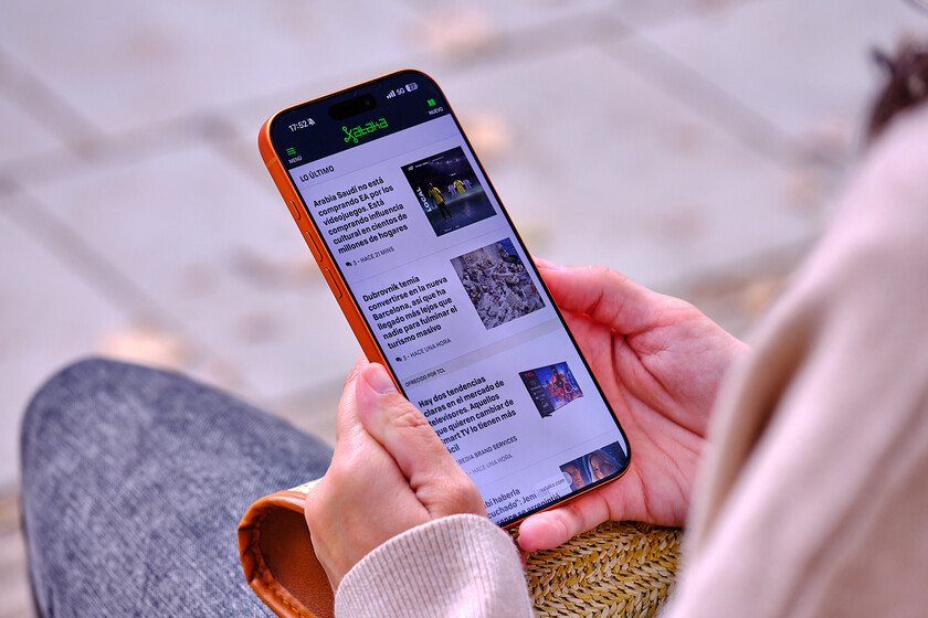 Debería ser imposible que un iPhone 17 Pro ejecutara un gigantesco modelo de IA de 400B. Debería