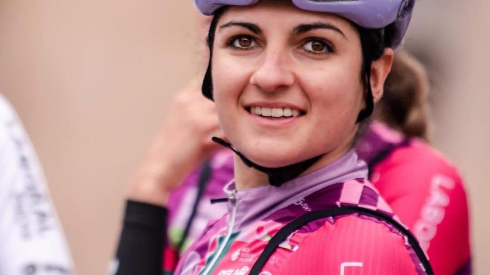 Lluvia de insultos machistas a la ciclista Debora Silvestri tras la caída que le pudo costar la vida: "Debería estar en la cocina"