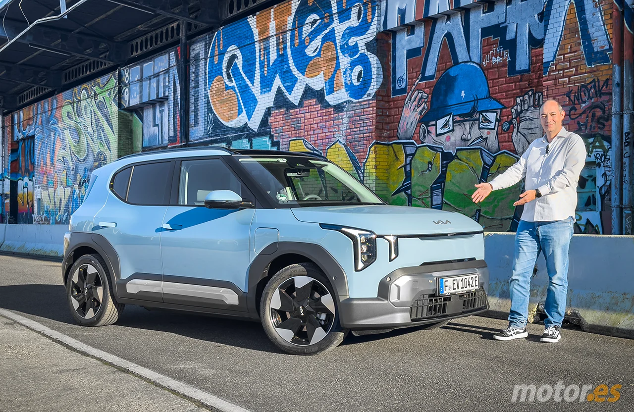 Conduje el nuevo KIA EV2 y encuentro por fin el equilibrio que le faltaba a los eléctricos baratos