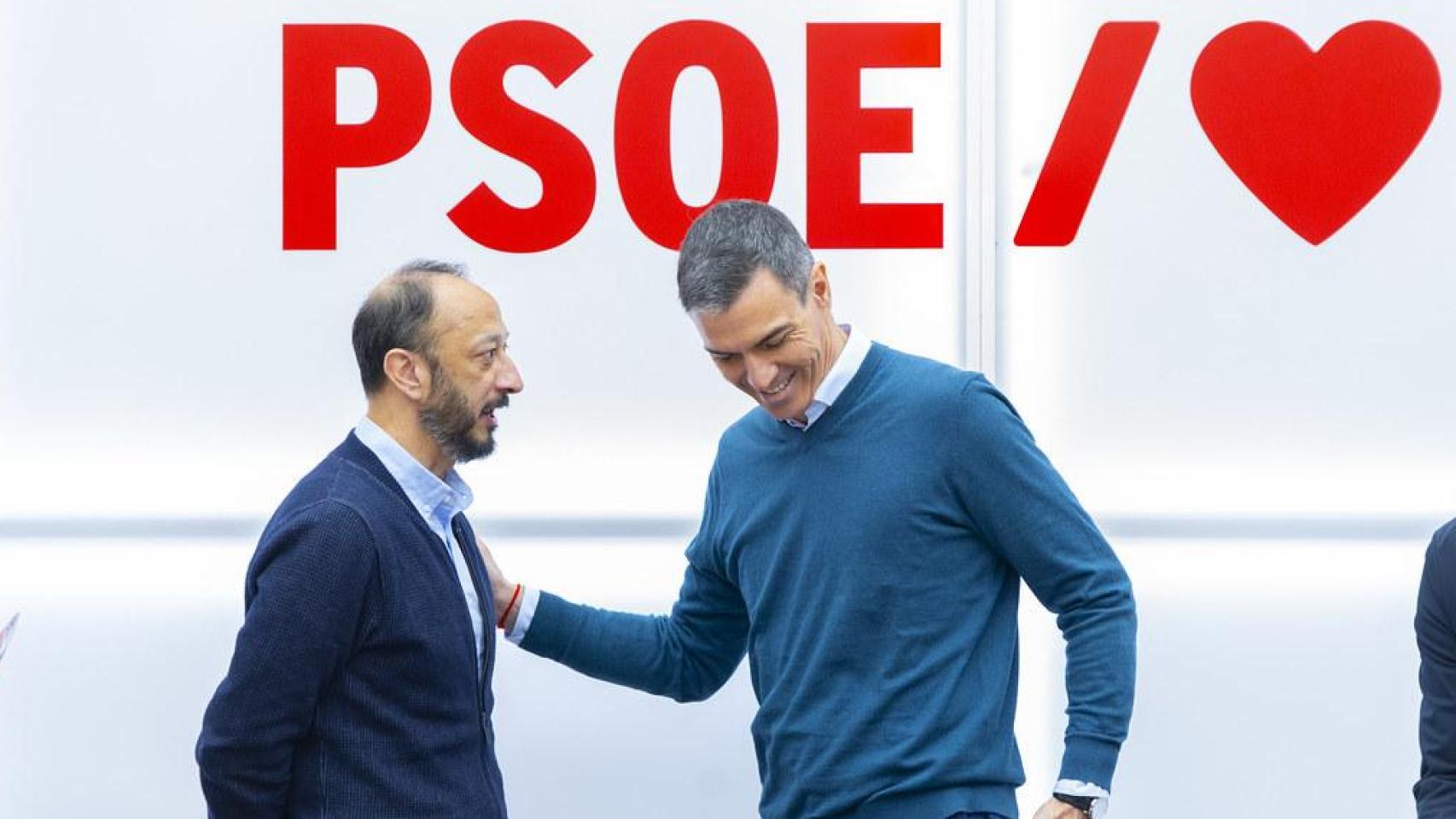 El PSOE anuncia una cumbre global de la izquierda en Barcelona: "En todo el mundo resuena el ejemplo de Sánchez"