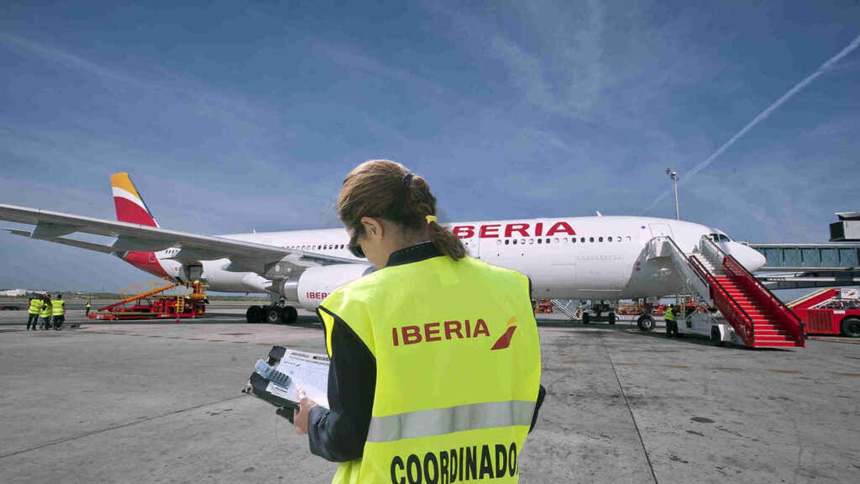 Iberia cierra un ERE voluntario para 996 trabajadores con indemnizaciones de 35 días para bajas incentivadas