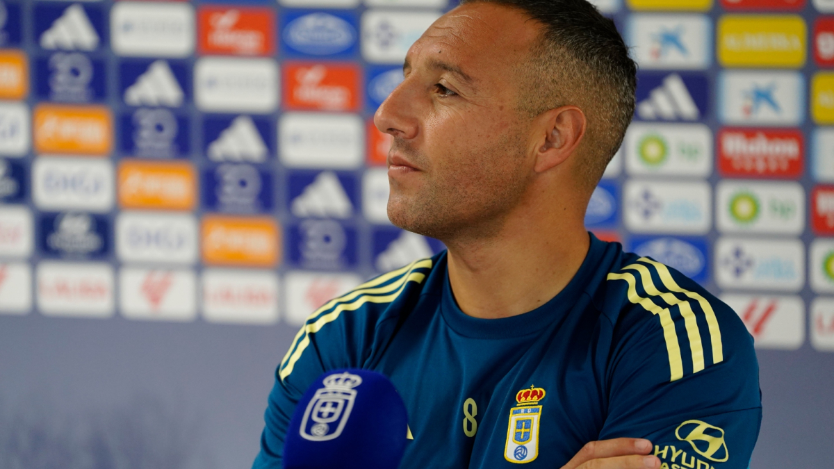 Cazorla: "Pedri es de los mejores del mundo; cuanto más normal es uno, mejor futbolista es"