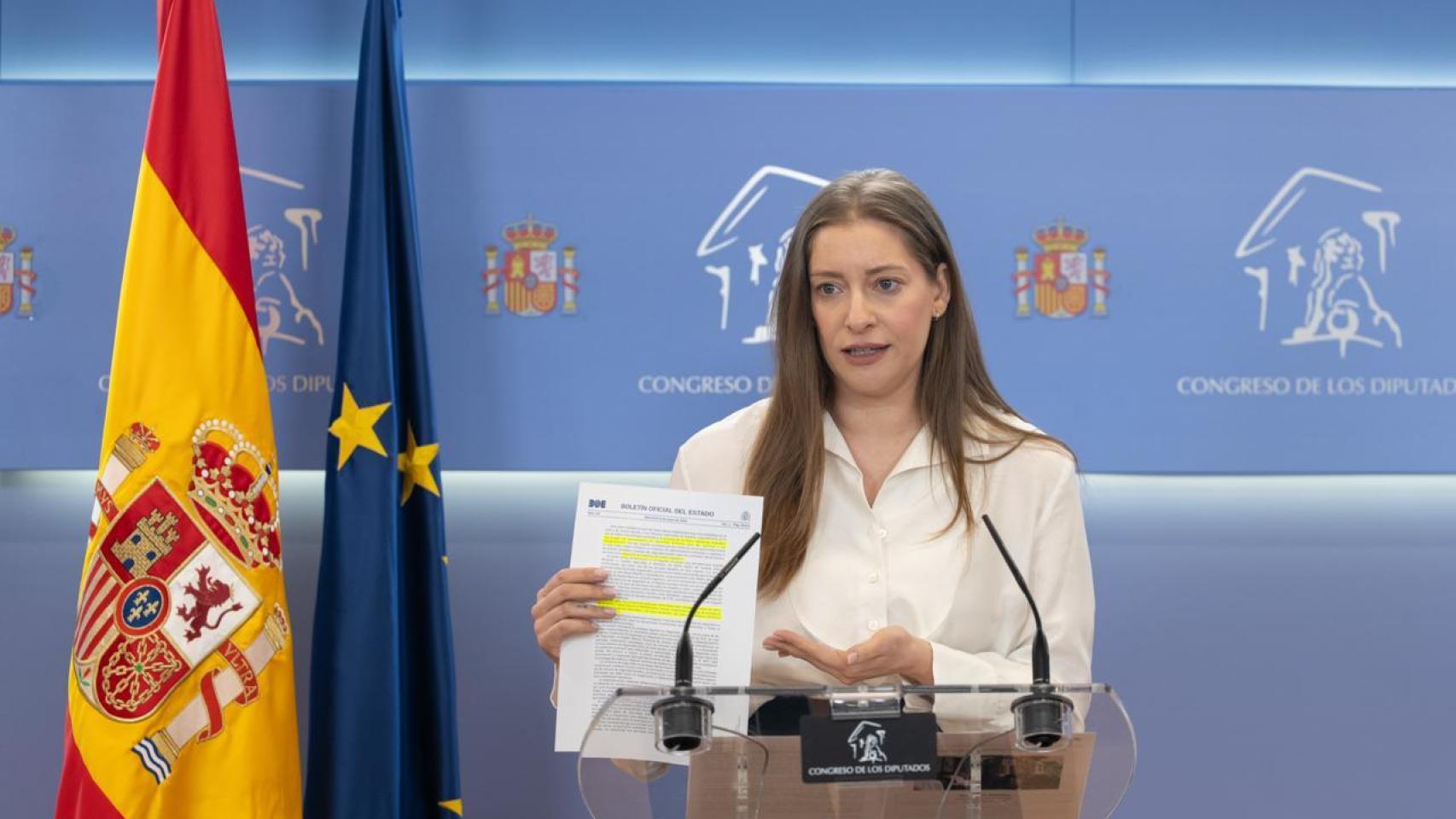 El Gobierno alega "problemas de digitalización" para no desvelar cuántos se han nacionalizado con la Ley de la Memoria