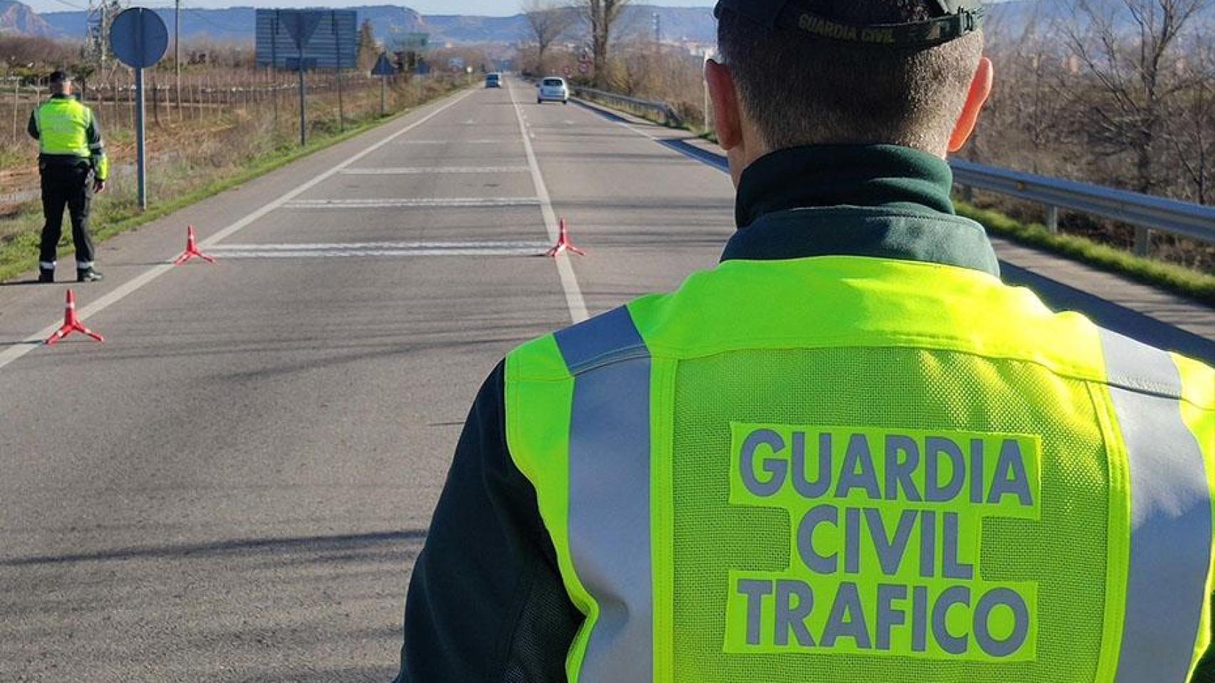Tragedia en la carretera: un hombre traslado al Clínico de Málaga tras intentar suicidarse en la A-7, a la altura de Mijas