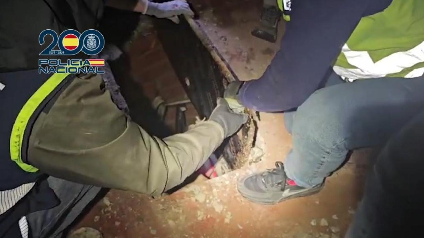 Cuatro detenidos en Galicia en la operación contra el narcotúnel hallado en Ceuta