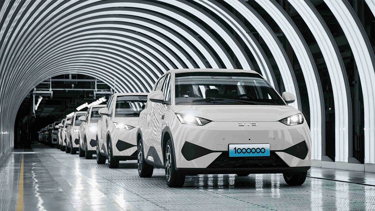 BYD se tambalea justo cuando más presión hay: ¿bache puntual o señal de cambio?