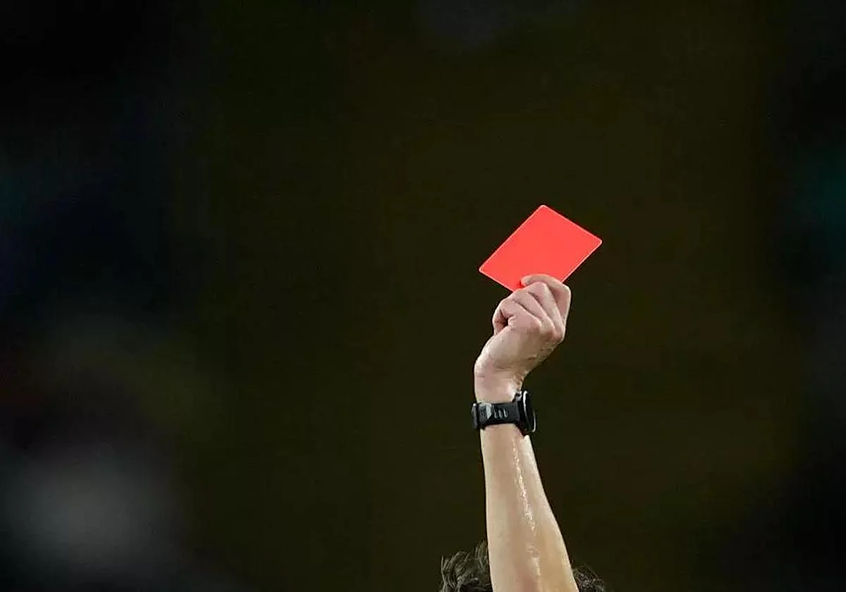 Tarjeta roja a la Liga