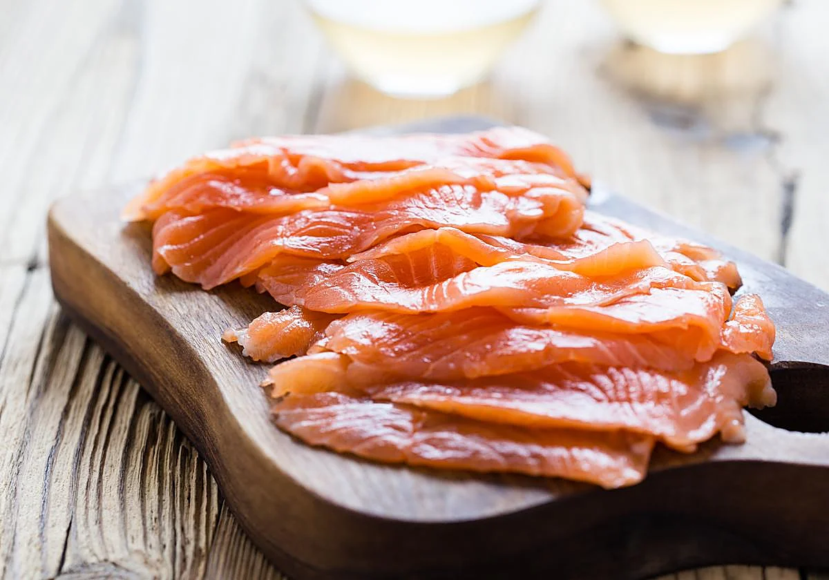 Listeria health alert in Andalucía over well-known brand of smoked salmon