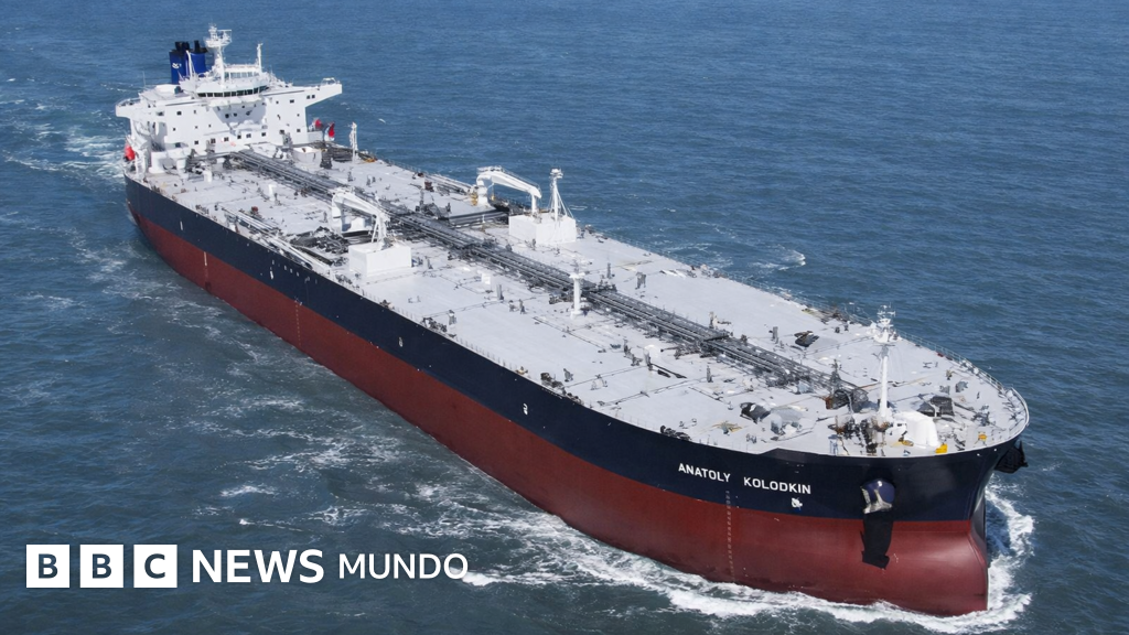 Qué tanto aliviará la crisis energética de Cuba la llegada de un buque ruso con petróleo