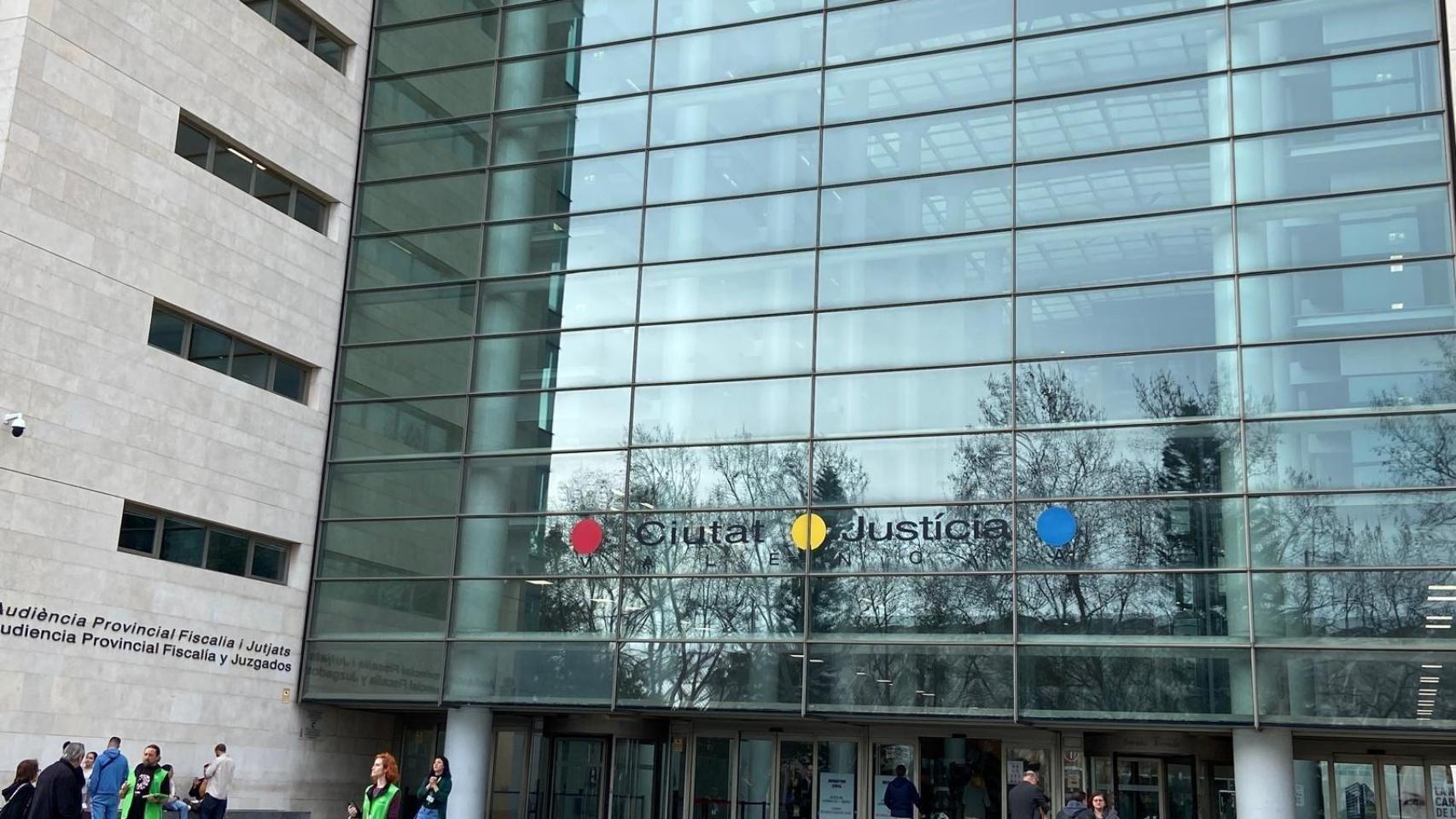 El TSJ valenciano confirma los nueve años de prisión a un educador por violar a una joven tutelada por la Generalitat