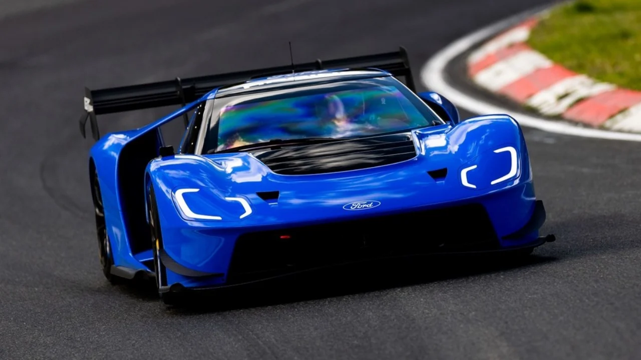 Ford se ríe de Chevrolet y todos los eléctricos de China en Nürburgring, de paso bate al Porsche 911 en su propia casa