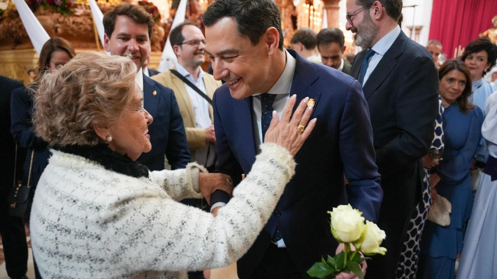 Detienen a un exconcejal del PSOE de un pueblo de Córdoba por amenazar "con actitud agresiva" a Juanma Moreno