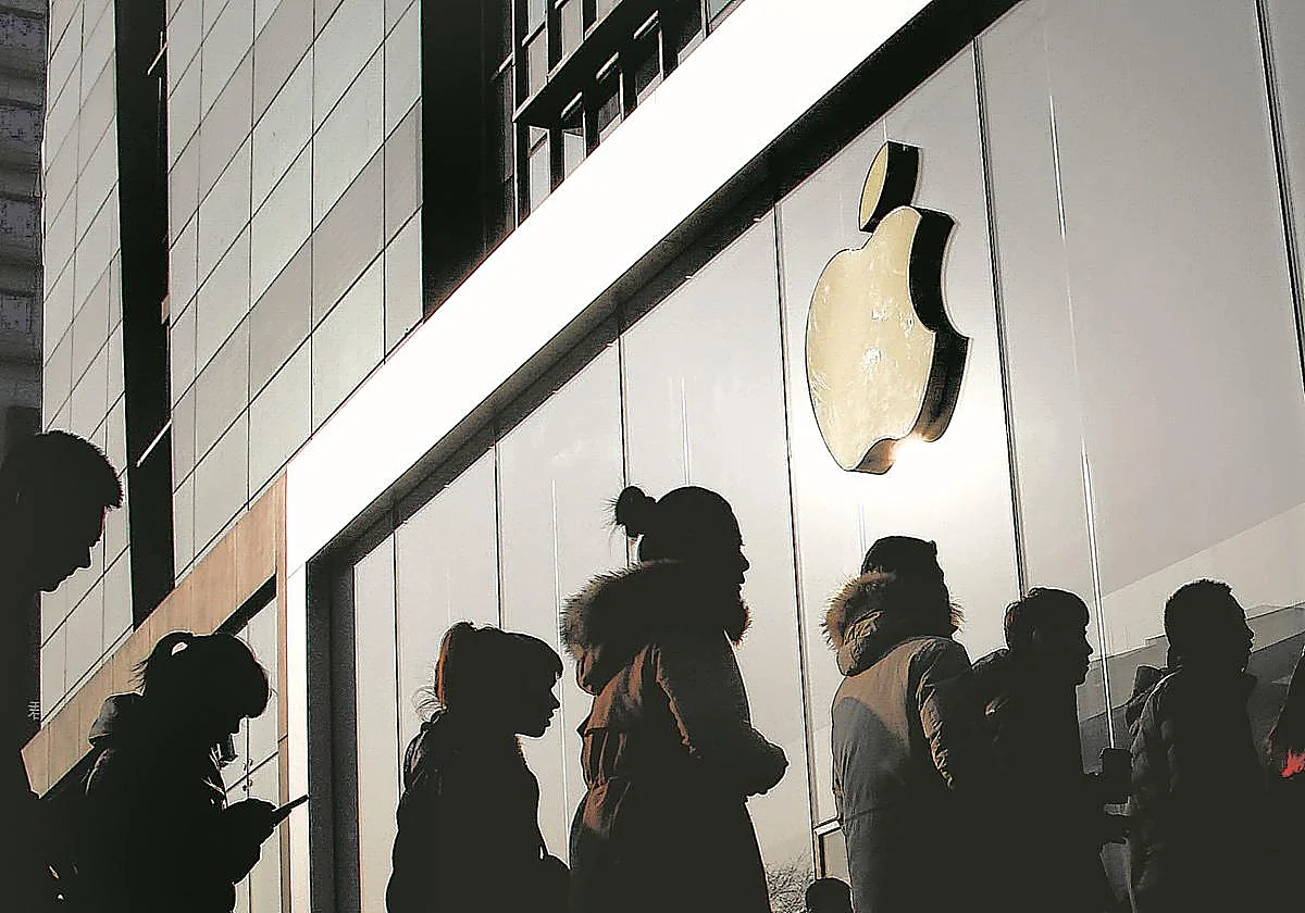 Apple cumple 50 años como rehén de China