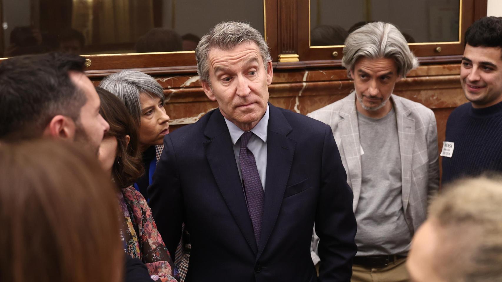 Feijóo acusa a Sánchez de "aislar" a España de sus aliados históricos en la coalición para reabrir el Estrecho de Ormuz