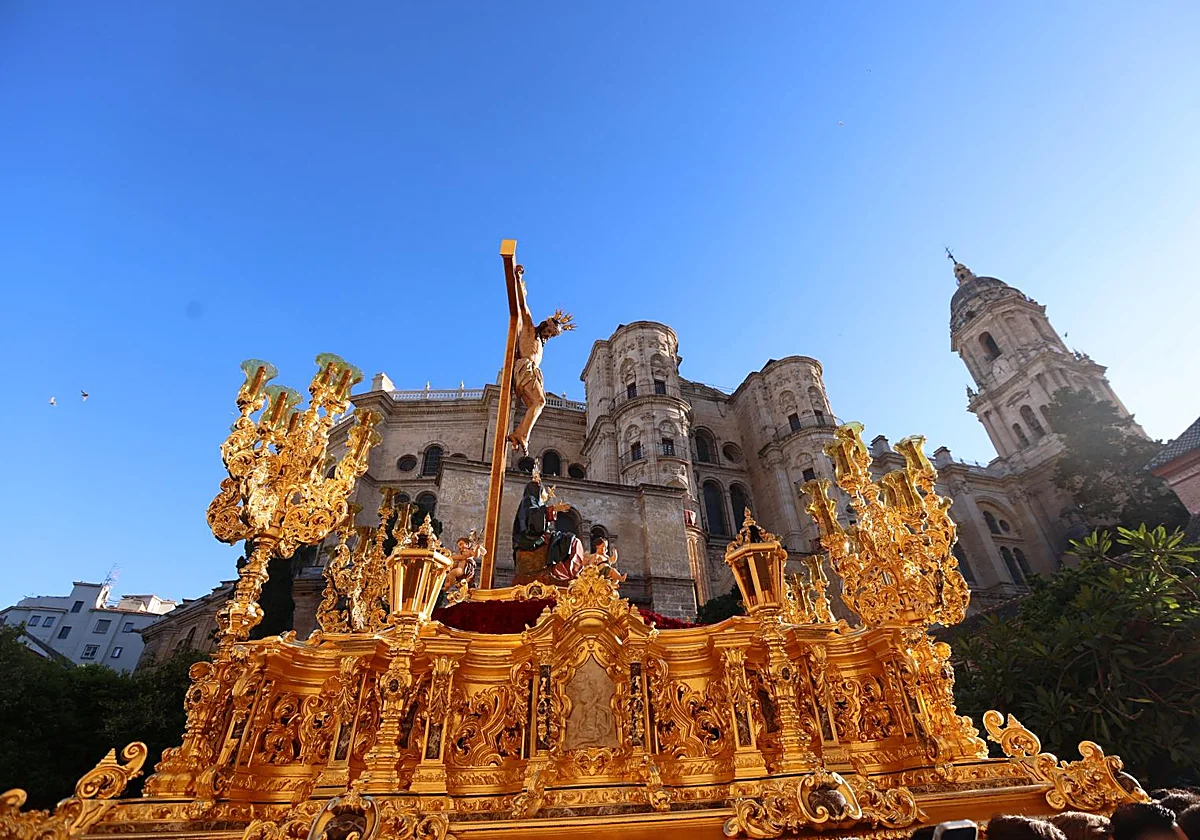 Sobriedad y majestuosidad en el epílogo de una Semana Santa para enmarcar