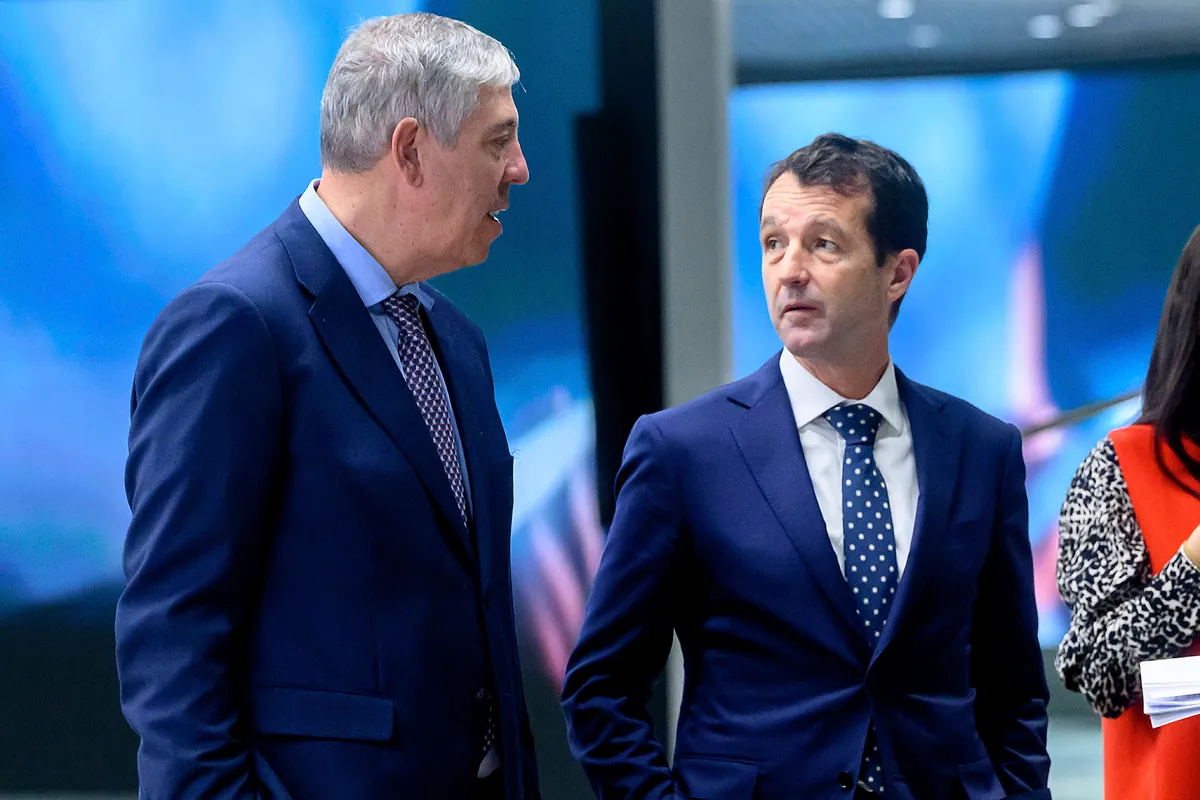 De los Mozos agradece a Escribano su "liderazgo" en Indra y traslada tranquilidad para la nueva etapa