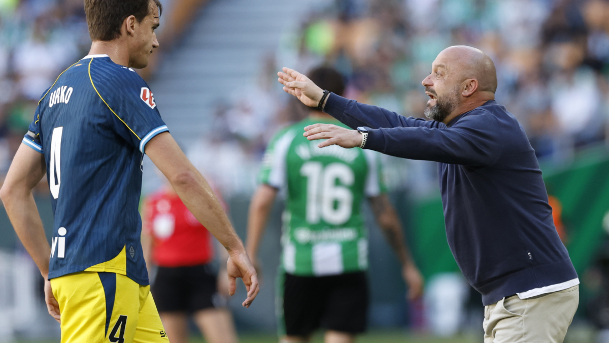 Manolo González: "Es vital volver a mantener la portería a cero"