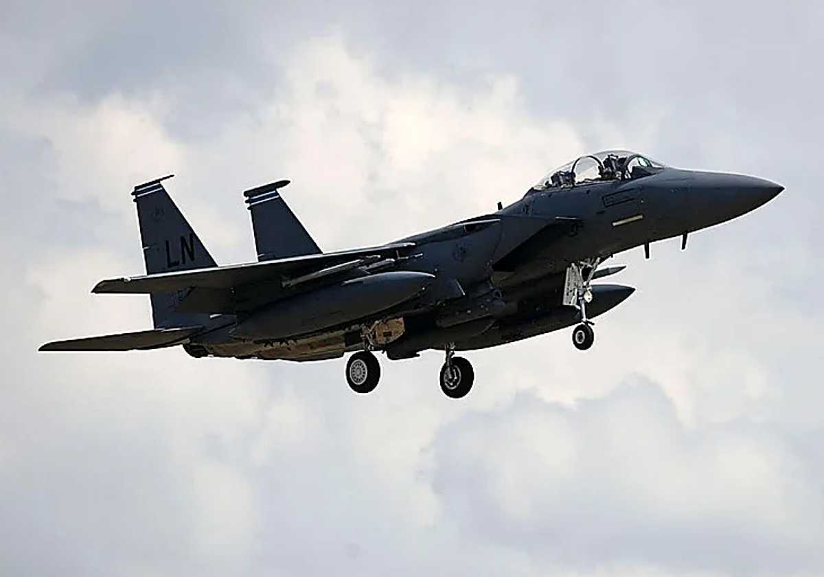 Trump confirma que EE UU ha rescatado al tripulante de un caza derribado que estaba desaparecido en Irán