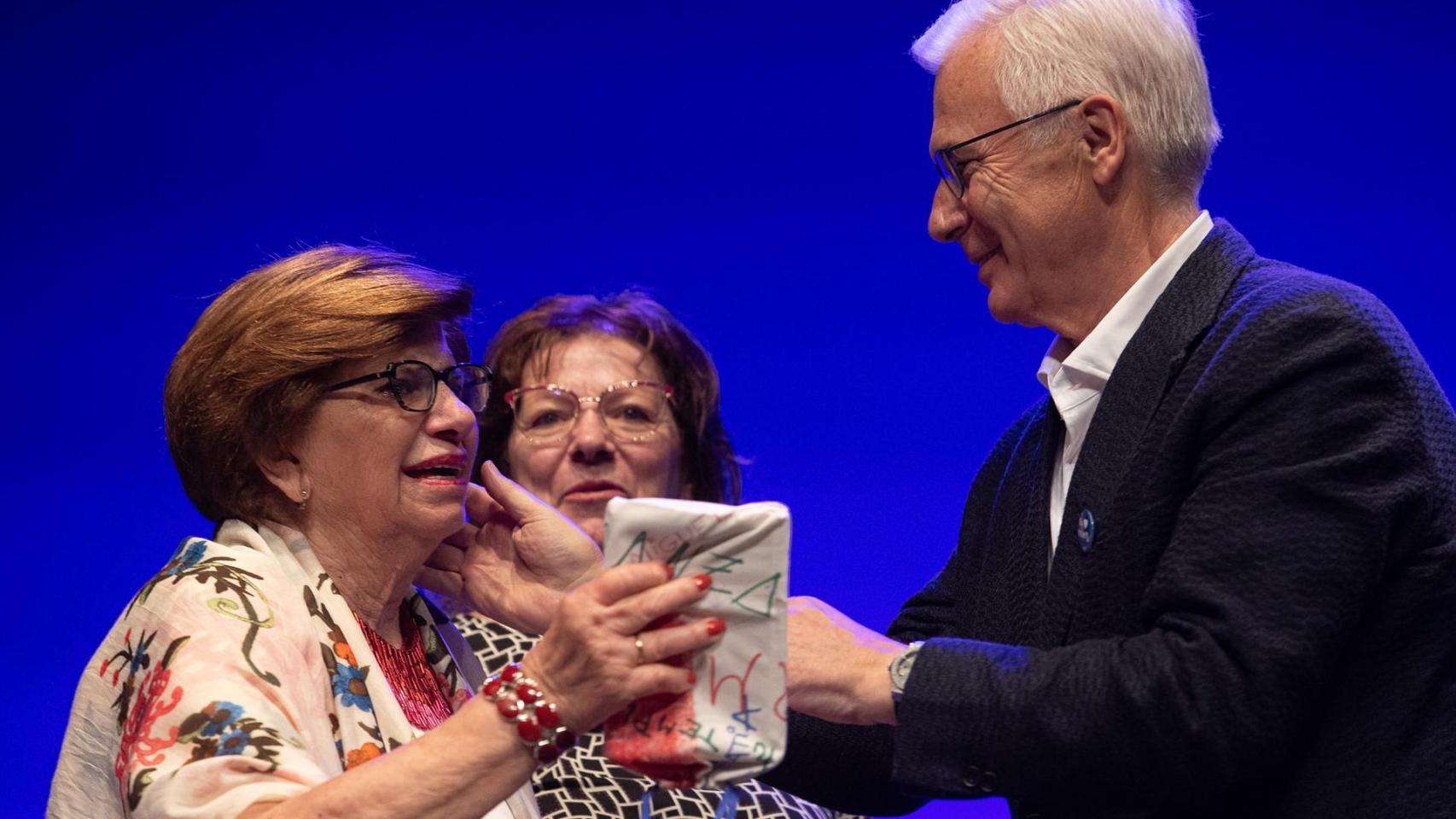 Fallece Dora Carrera, símbolo de la lucha contra la droga en Galicia y alma de Érguete