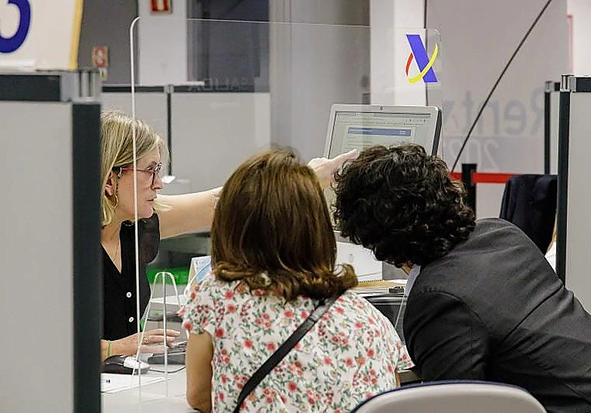 Las fechas clave para no perderse en la declaración de la Renta: la campaña arranca la próxima semana