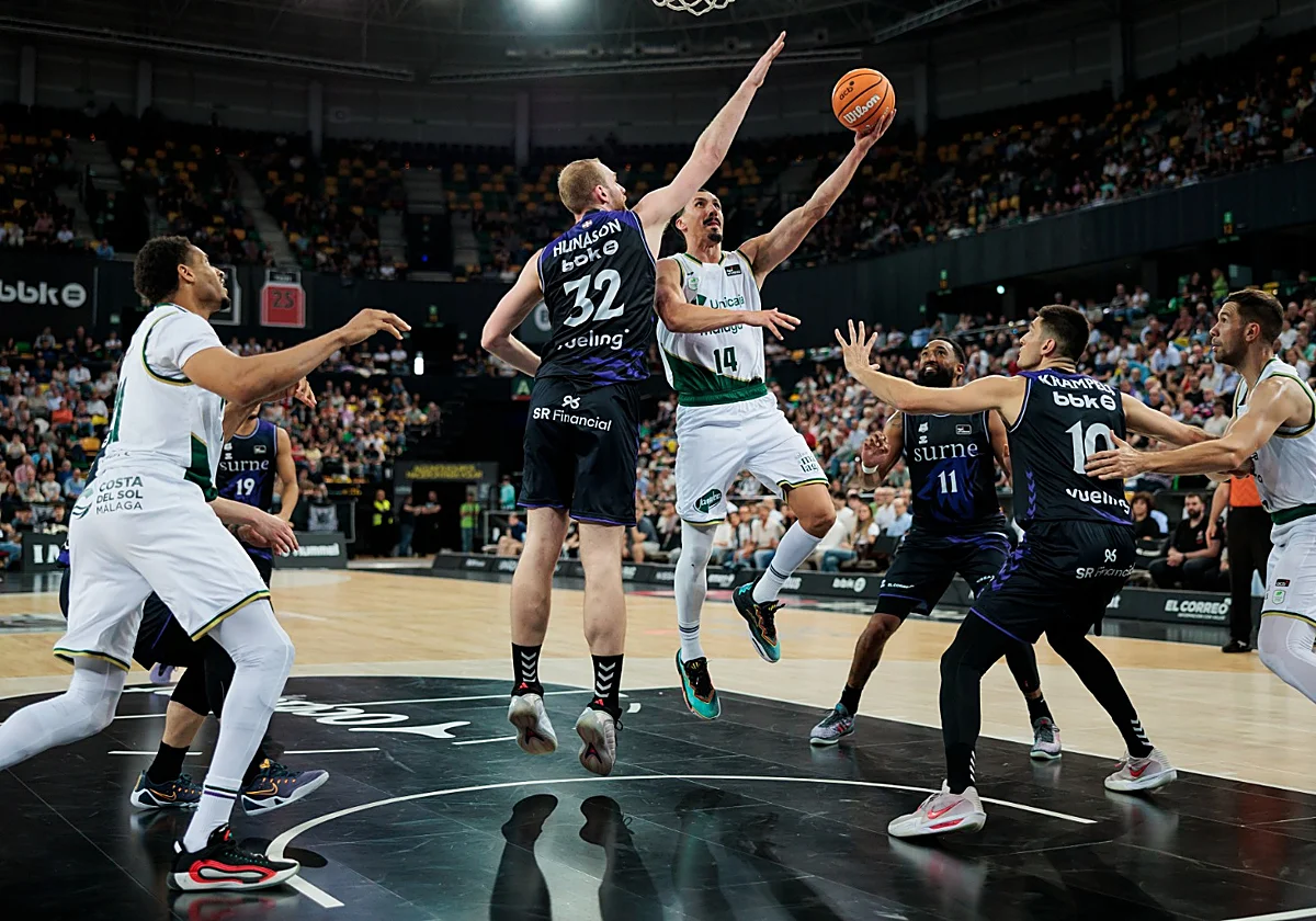 Los 'play-off' empiezan a peligrar para el Unicaja