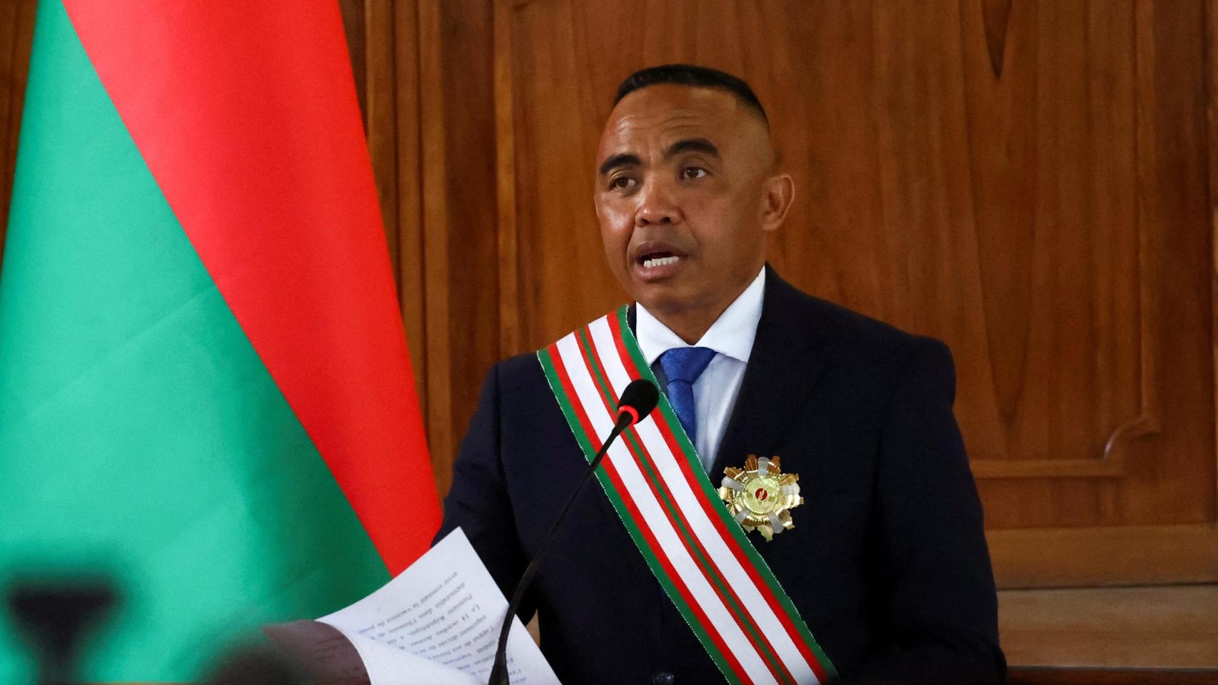 El Gobierno de Madagascar elige a sus ministros con un detector de mentiras: "Basta con que sean un 60% limpios"