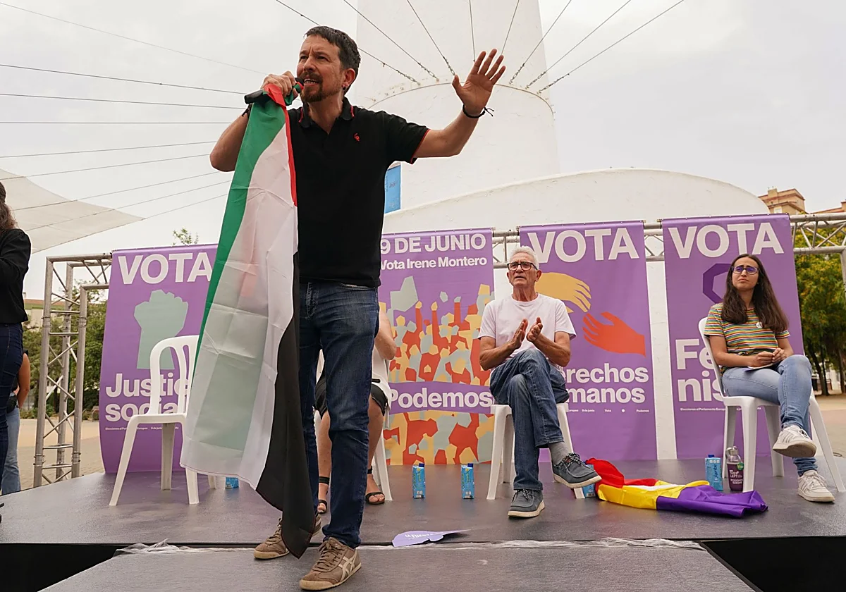 Podemos se resigna a la unidad con el colmillo afilado